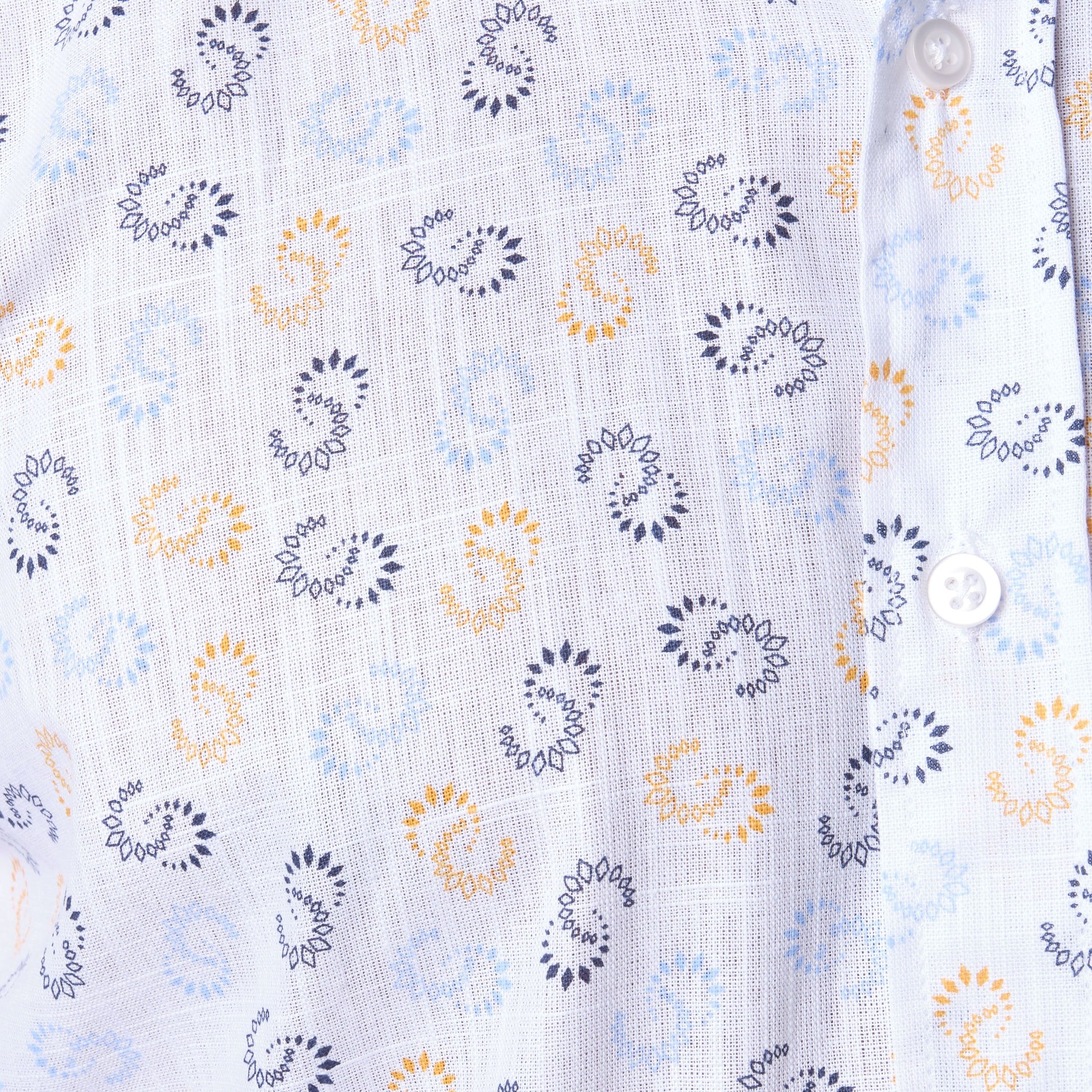 Camicia stampata in cotone con maniche lunghe e colletto francese