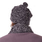 Set sciarpa e cappello in maglia con pompon
