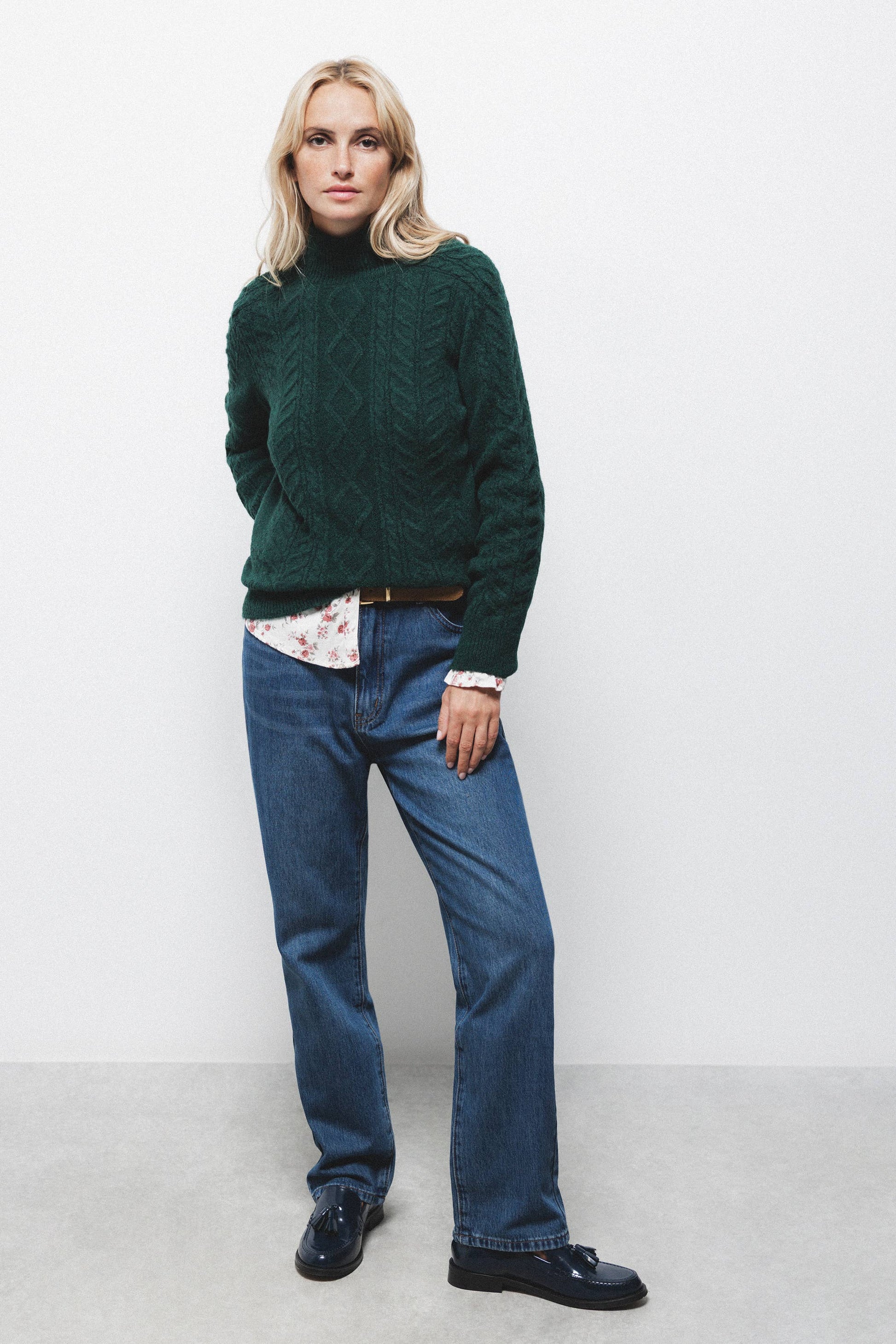 Maglione a maglia strutturata con girocollo alto