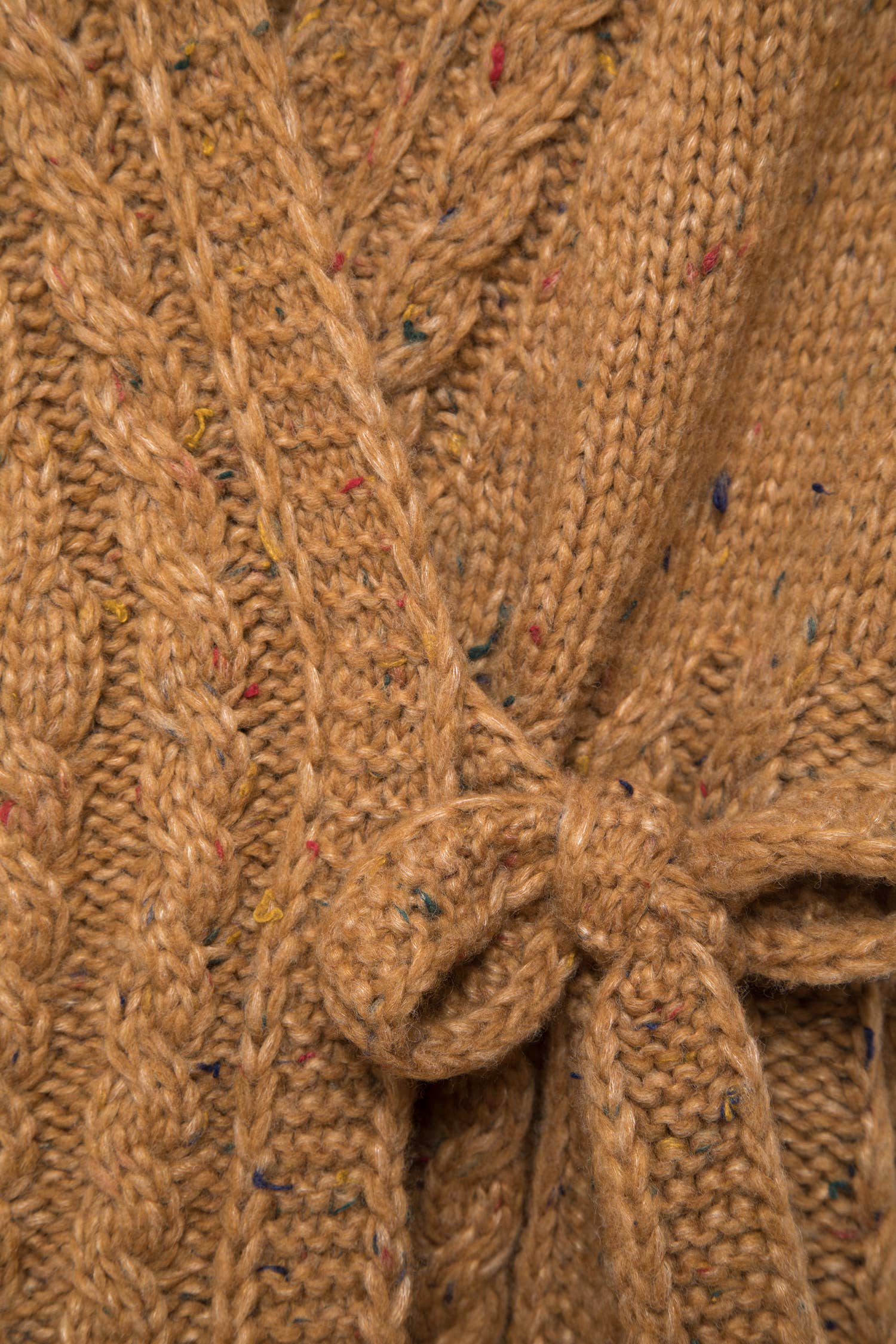 Gilet in maglia strutturata con scollo a V