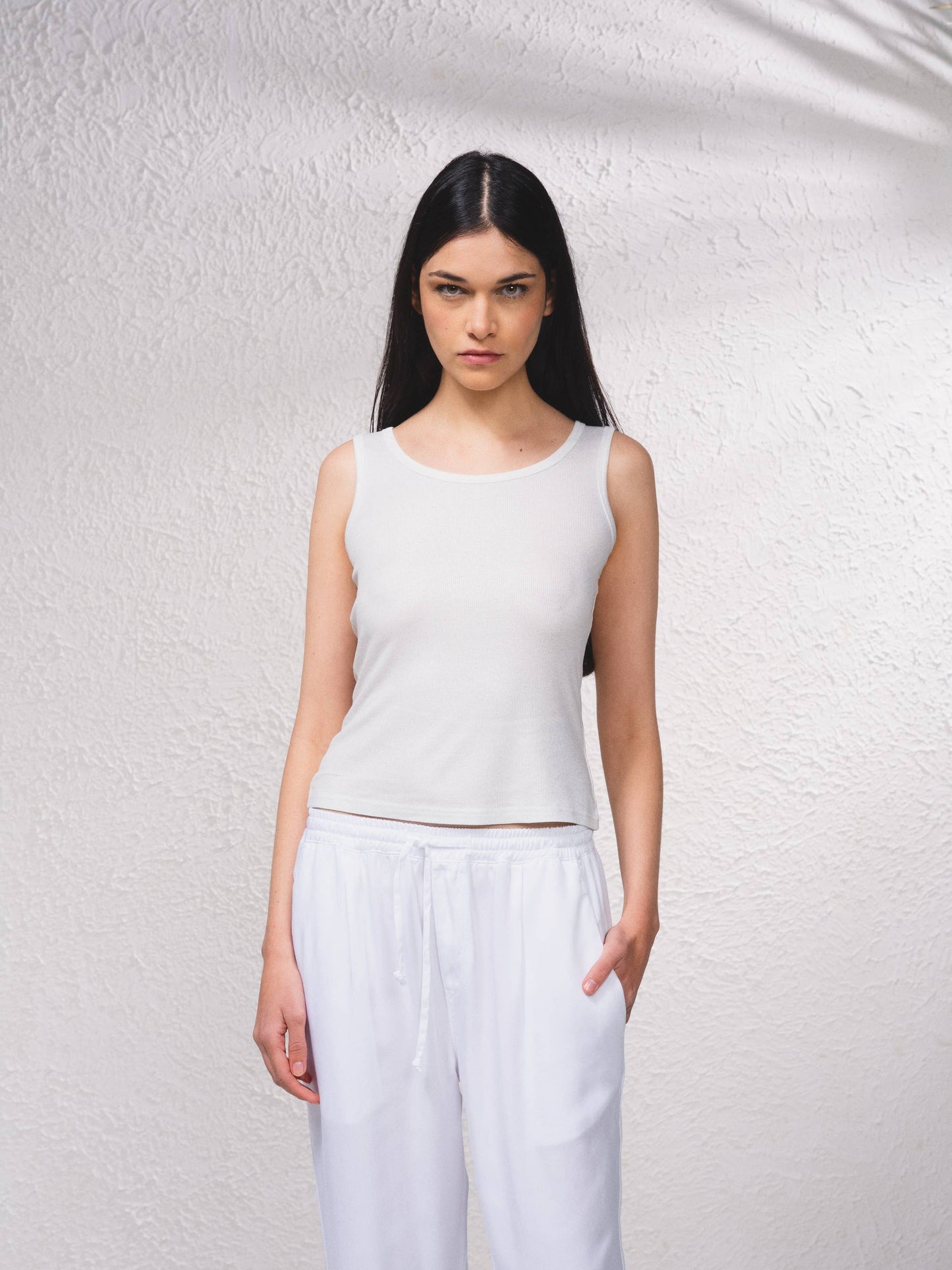 Top basic a canotta con scollo rotondo