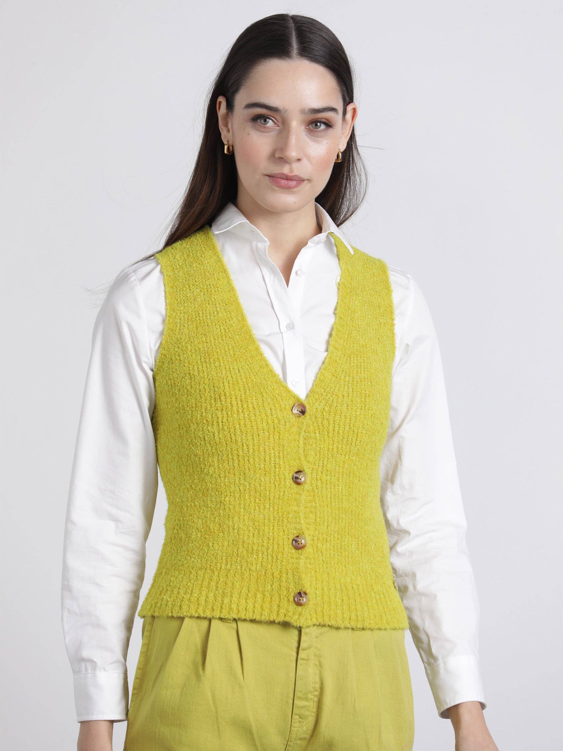 Gilet in maglia con bottoni in legno