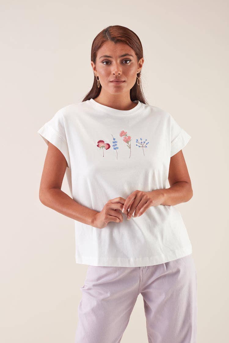 T-shirt bianca ricamata con fiori