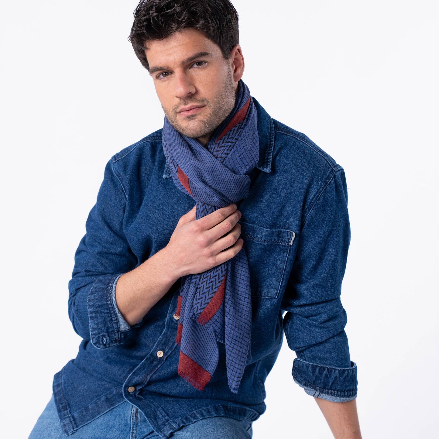 Foulard Uomo in Lana con Fantasia Geometrica
