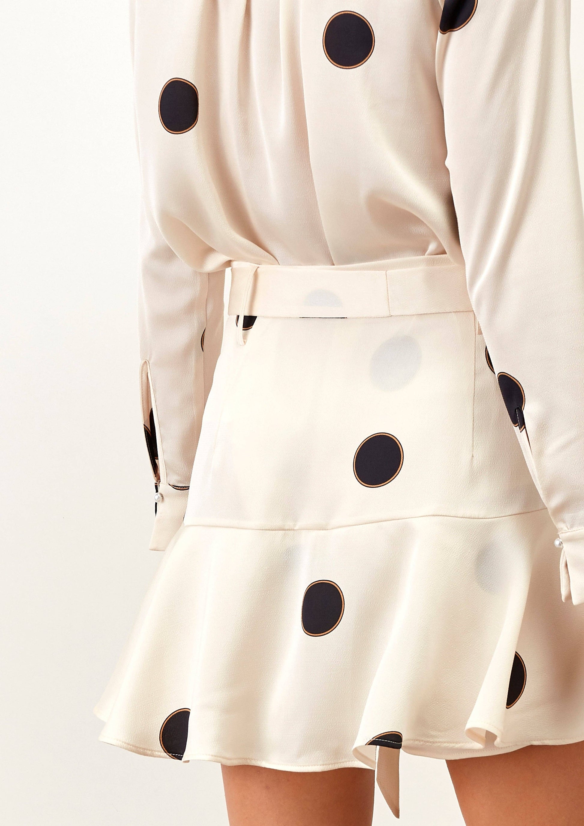 Gonna mini a pois con balza