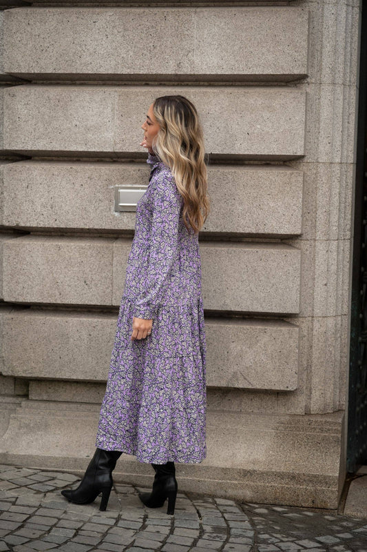 Abito midi fluido con fiocco