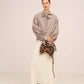 Pochette a sacchetto floreale marrone
