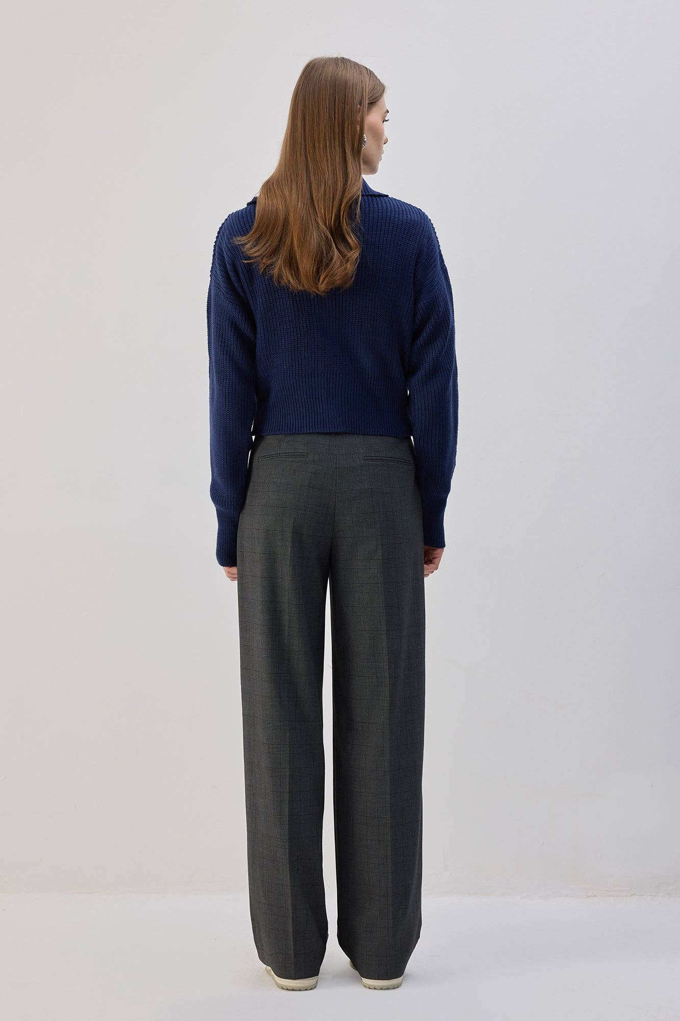Cardigan in maglia con colletto ampio e zip