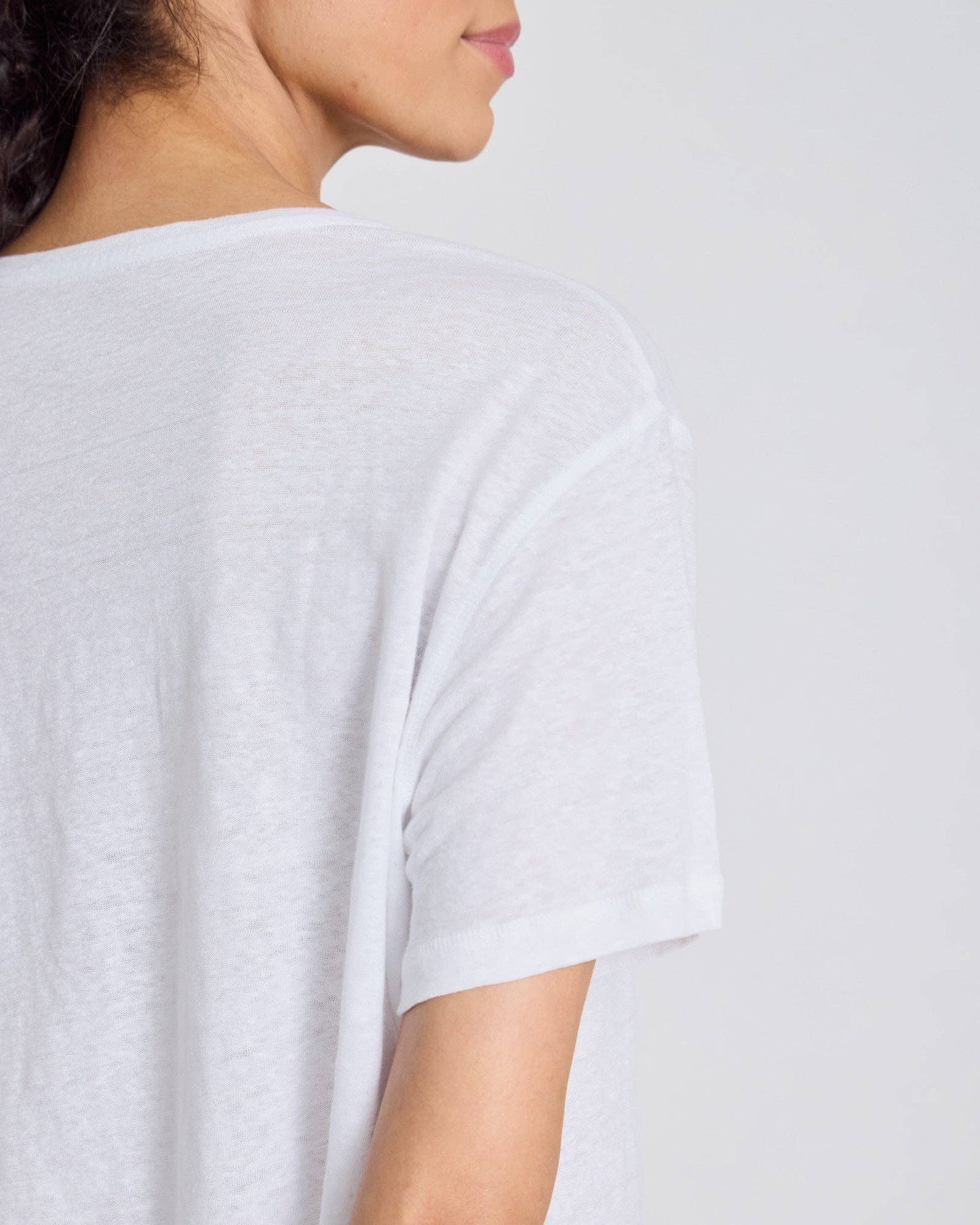T-shirt Ivalo in lino bianca