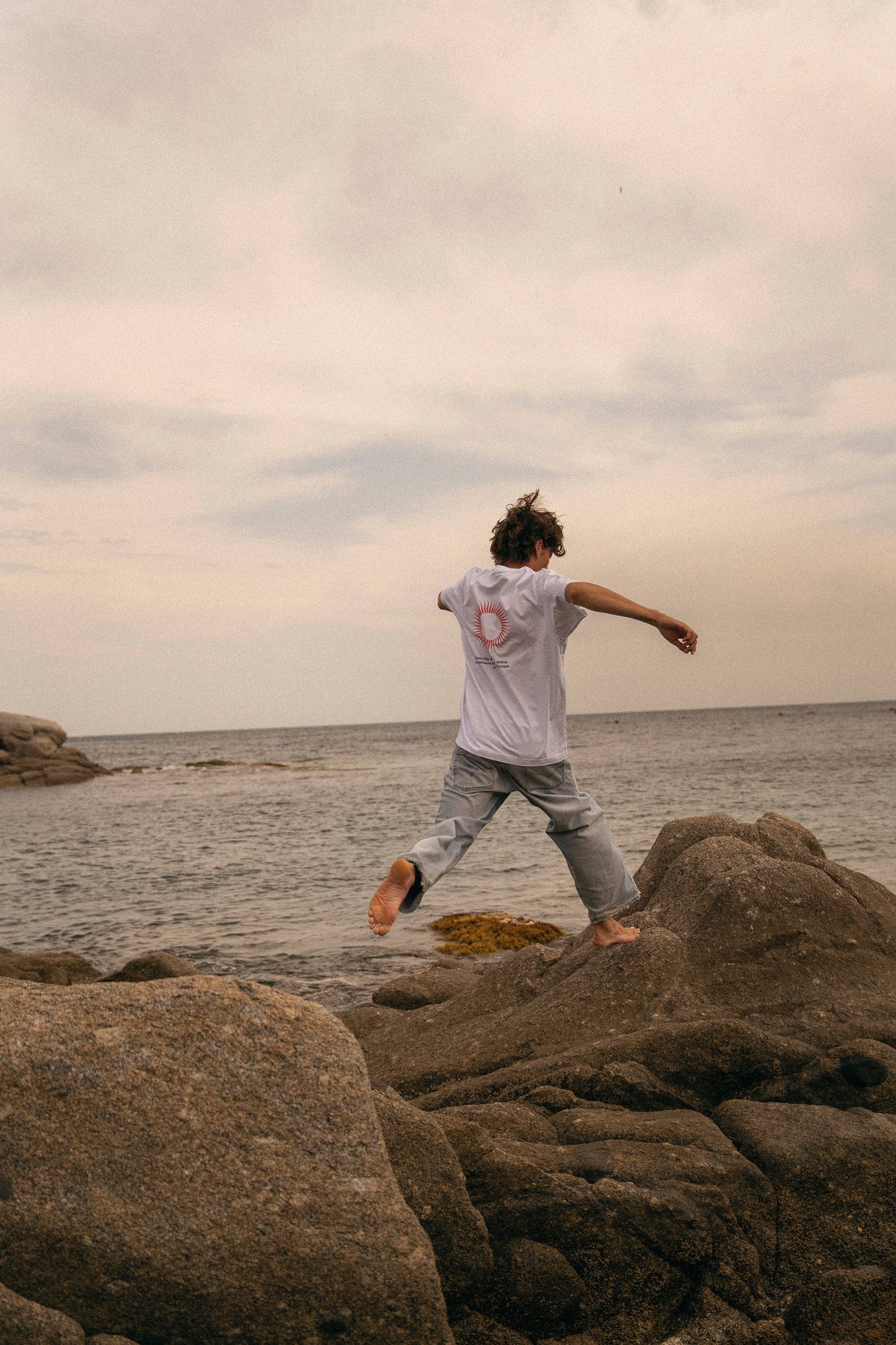 T-shirt oversize in cotone biologico con stampa sole
