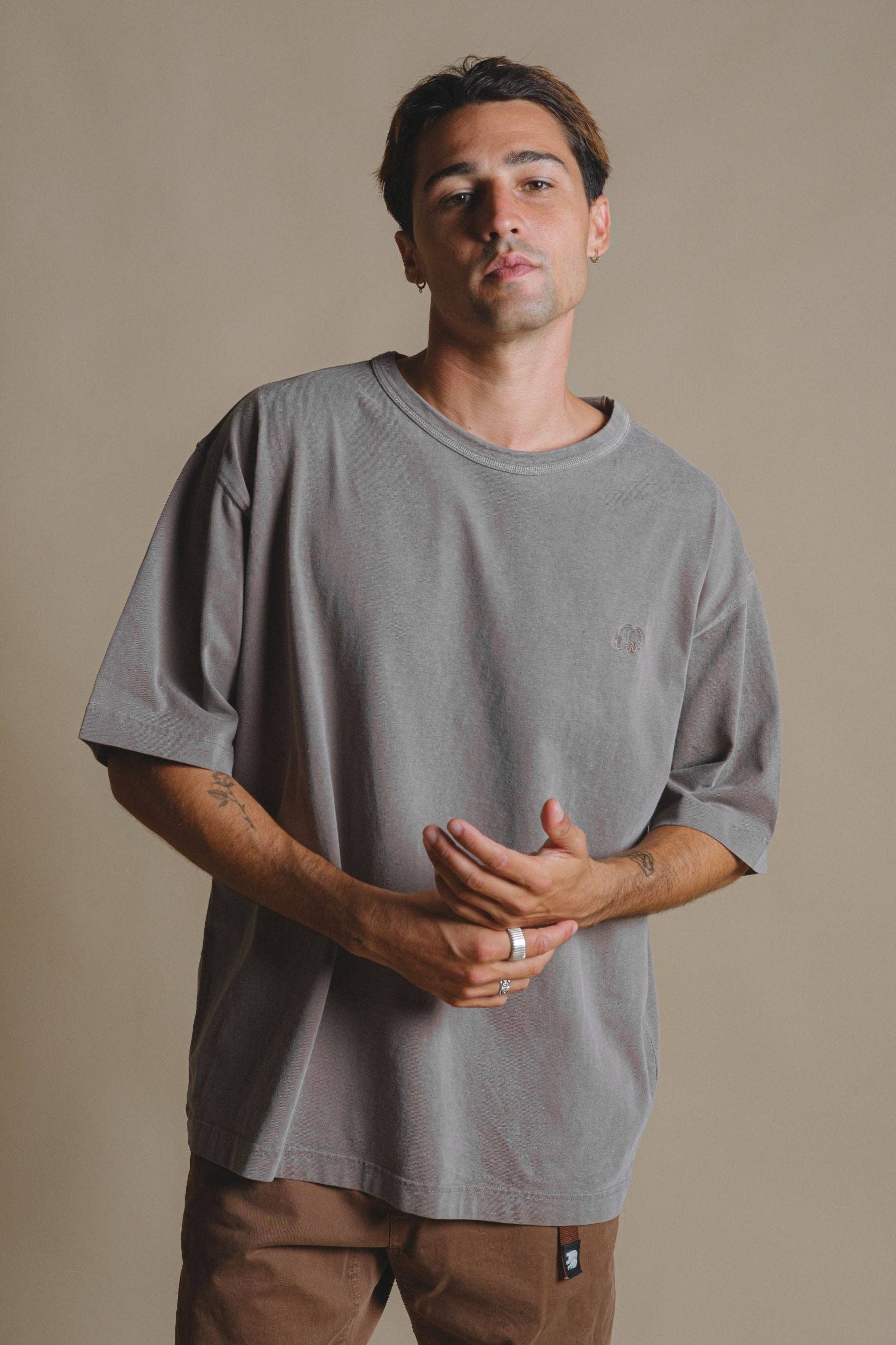 T-shirt oversize pesante in cotone organico grigio pietra