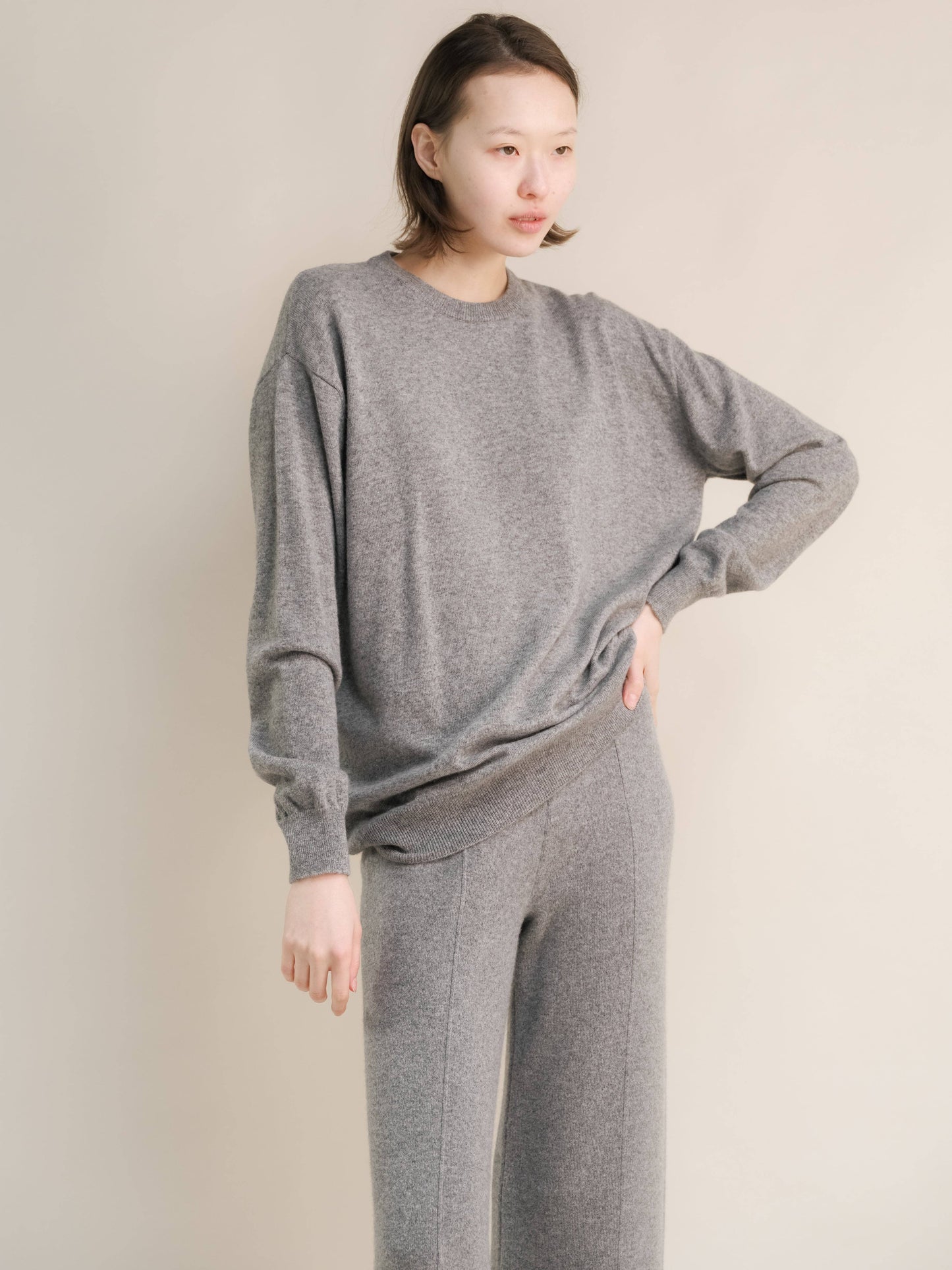 Maglione girocollo classico in misto cashmere