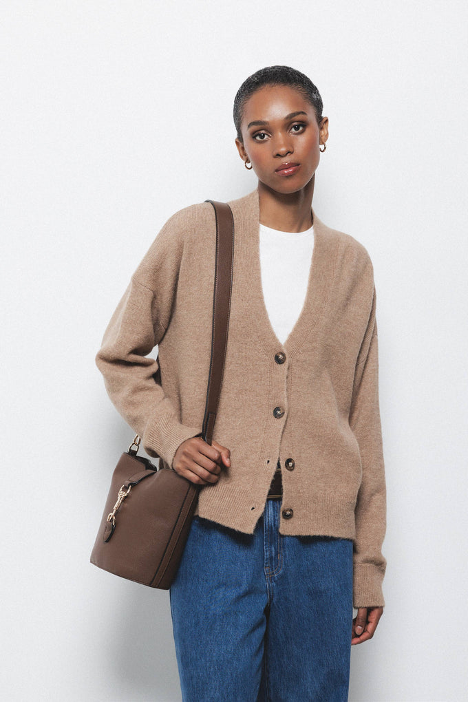 Cardigan in maglia con scollo a V