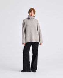 Maglione Vera in lana d’agnello GOTS grigio pietra