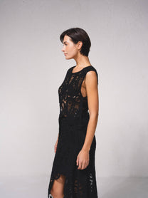 Top asimmetrico crochet in cotone