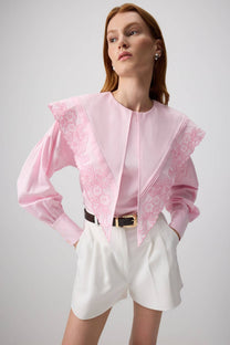 Tunica rosa con maxi colletto ricamato