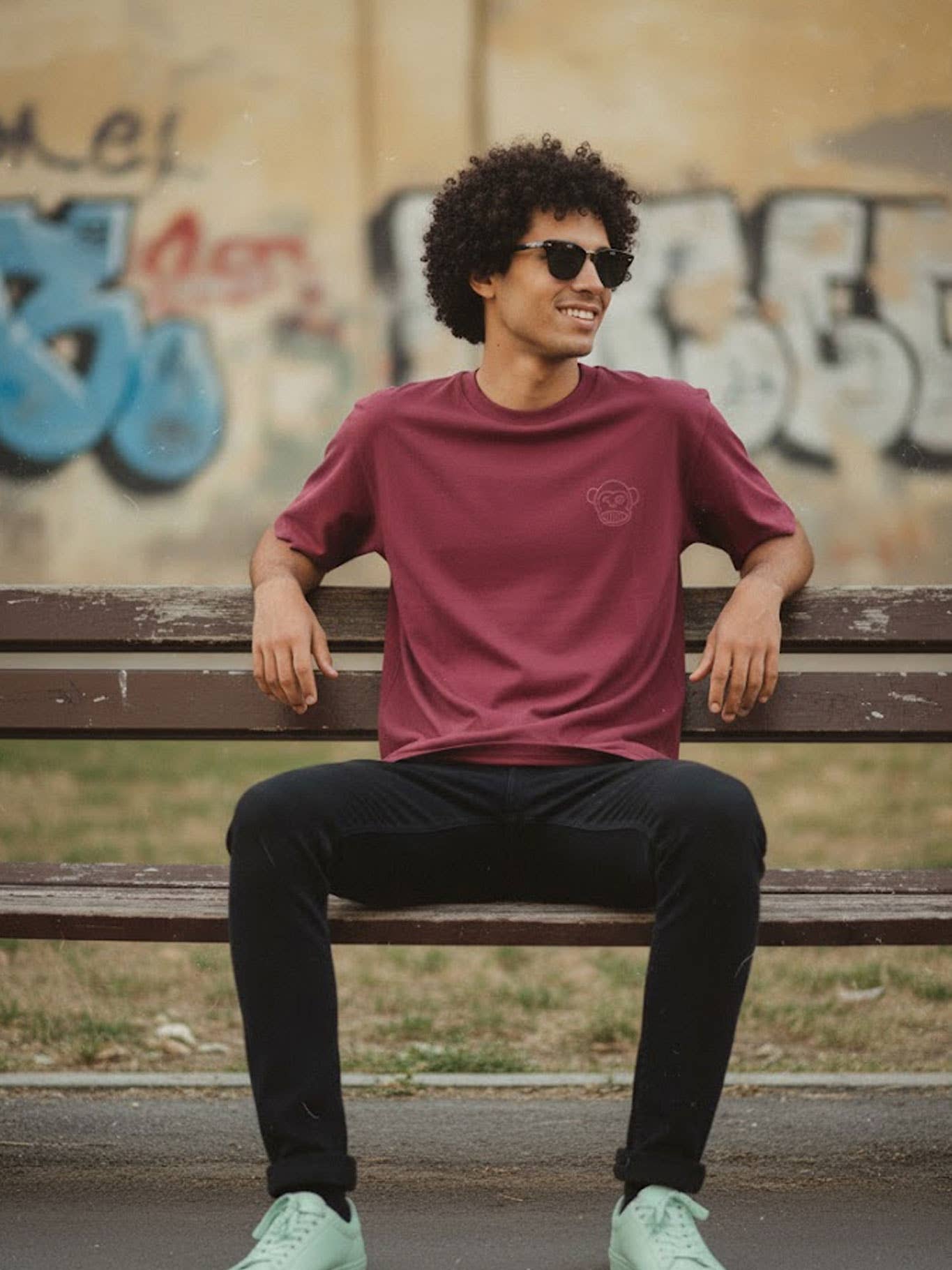 T-shirt unisex in cotone con ricamo Monkey Grape