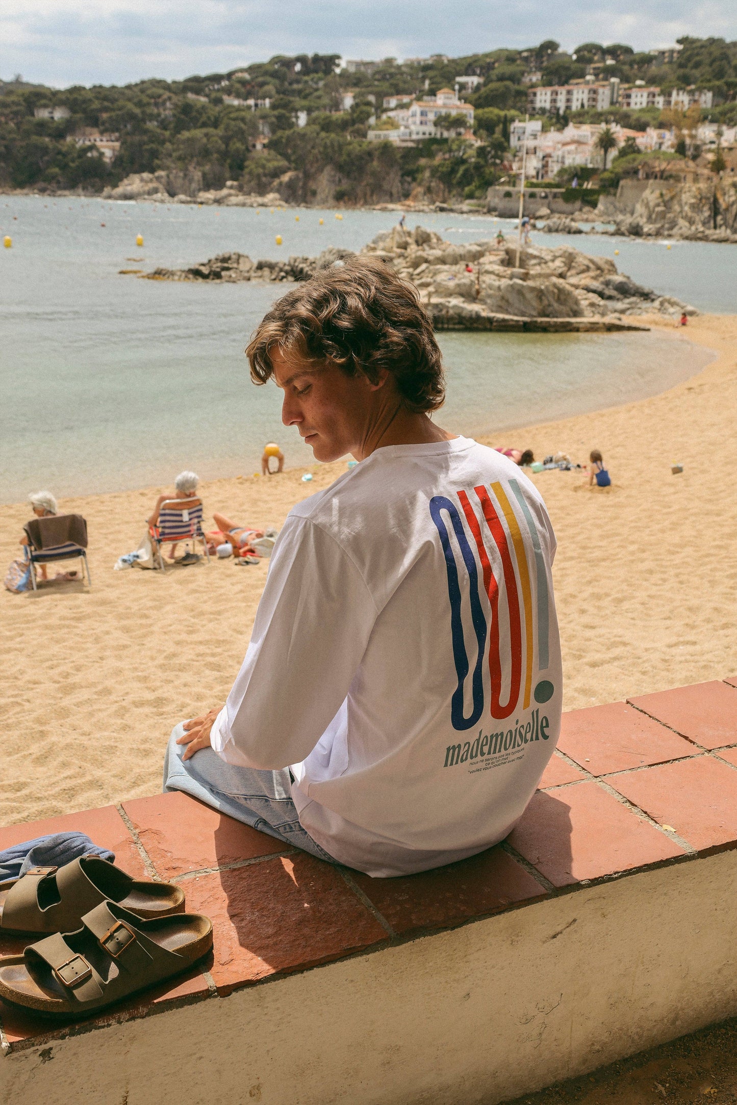 T-shirt a maniche lunghe “Oui” in cotone biologico