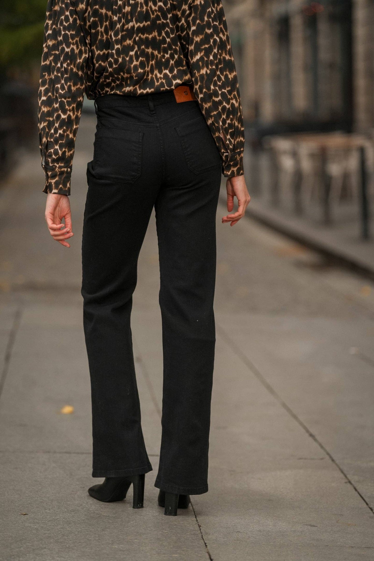 Pantaloni neri in twill di cotone a gamba dritta