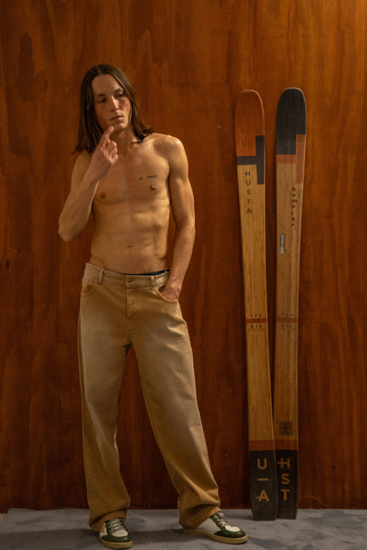 Jeans Heavy Memories color cammello in cotone organico