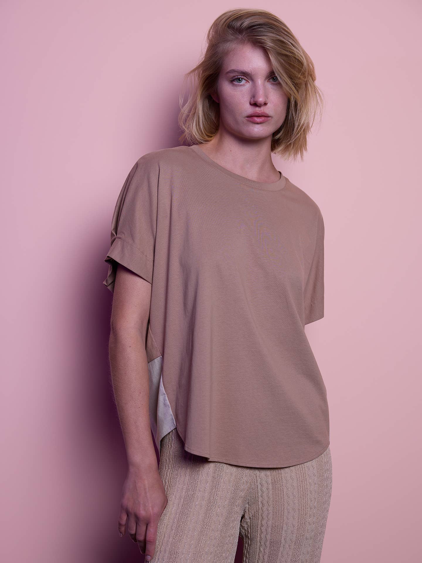 T-shirt donna in cotone 100% dal fit ampio