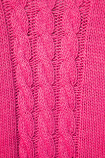 Maglione in maglia a trecce fucsia