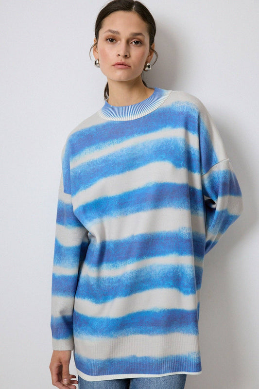 Maglione oversize a righe morbido blu