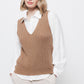 Gilet in maglia strutturata a trecce con scollo a V