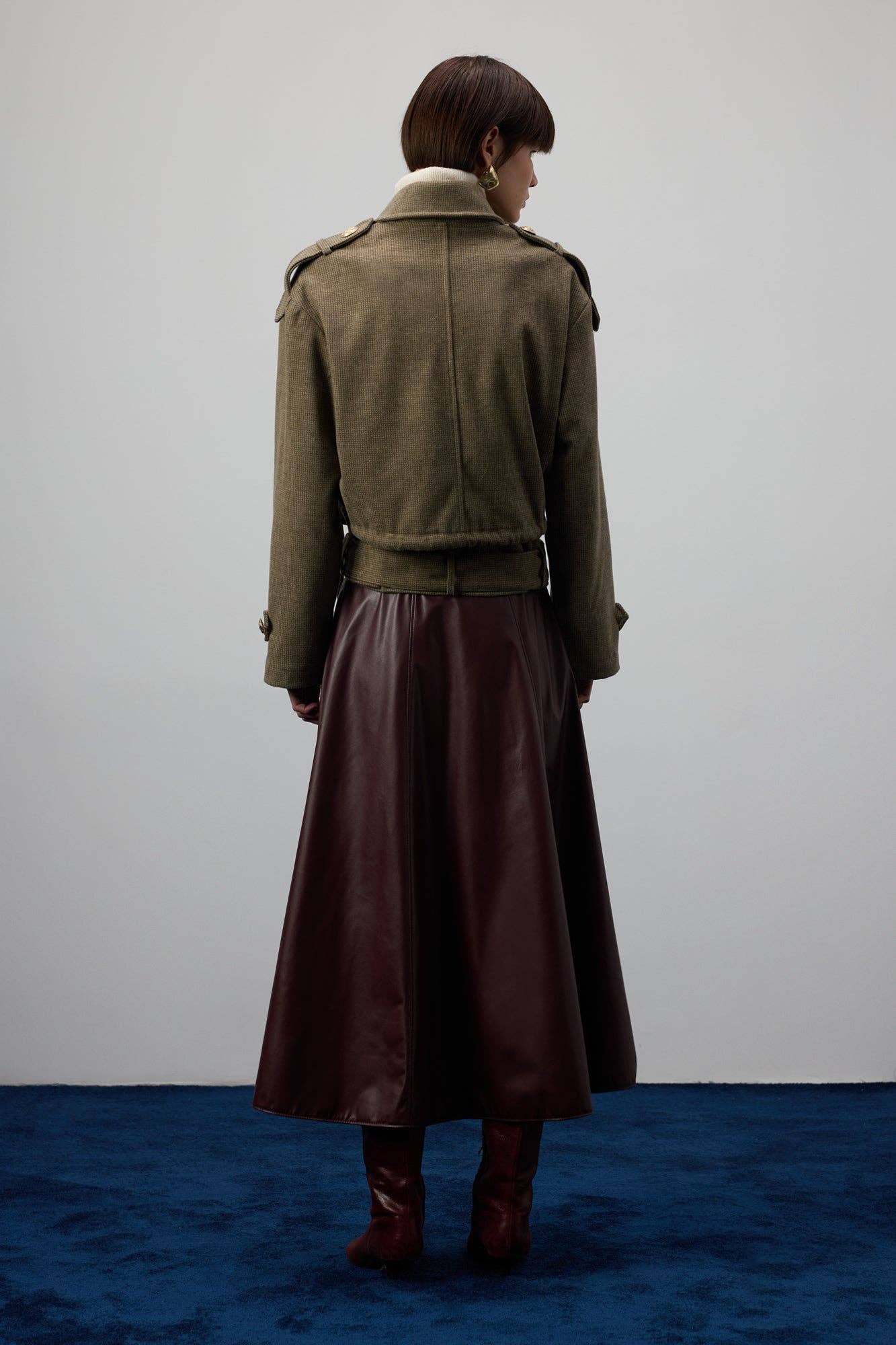 Cappotto corto doppiopetto con cintura