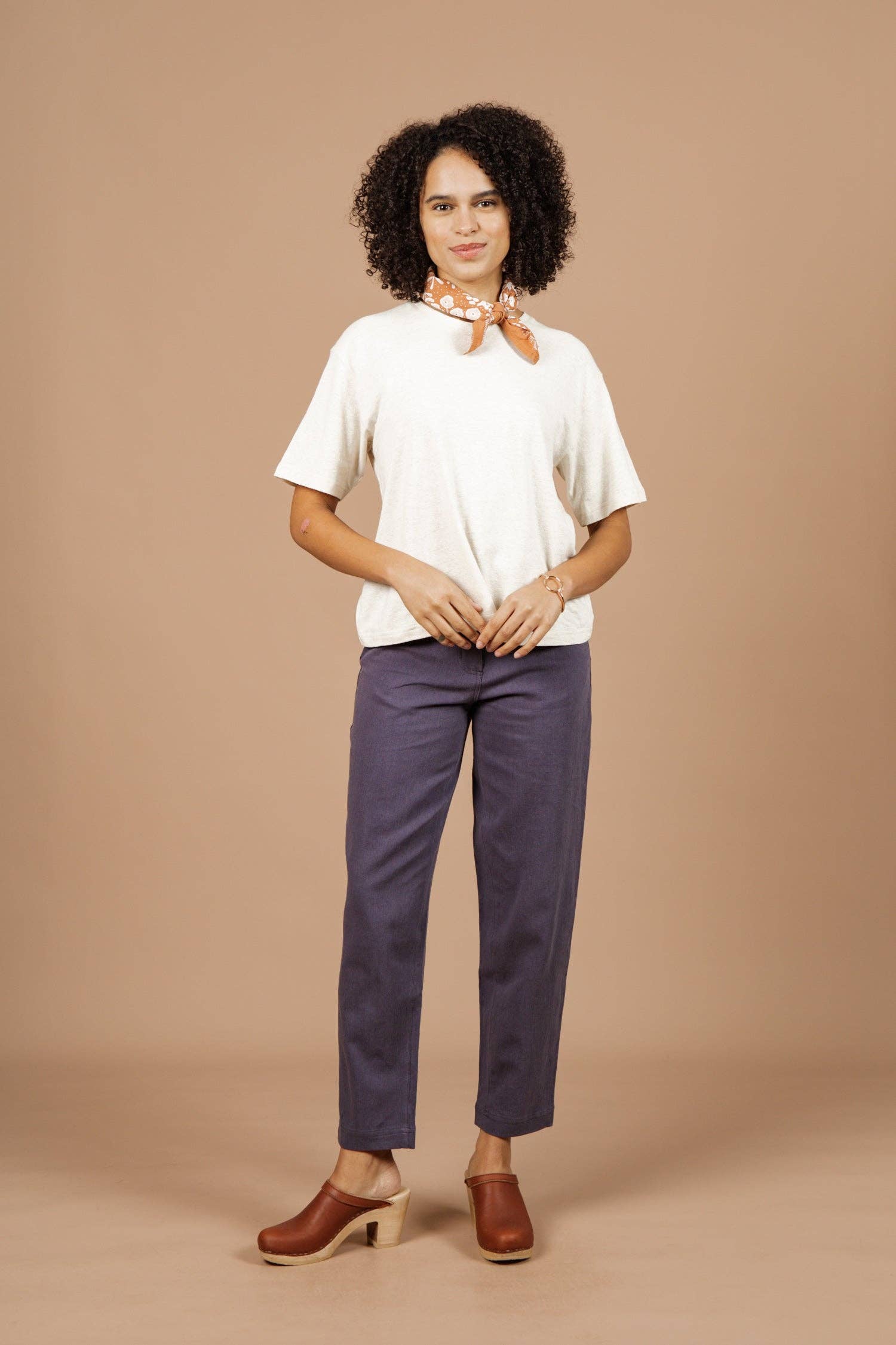 T-shirt boxy in canapa e cotone biologico color avorio