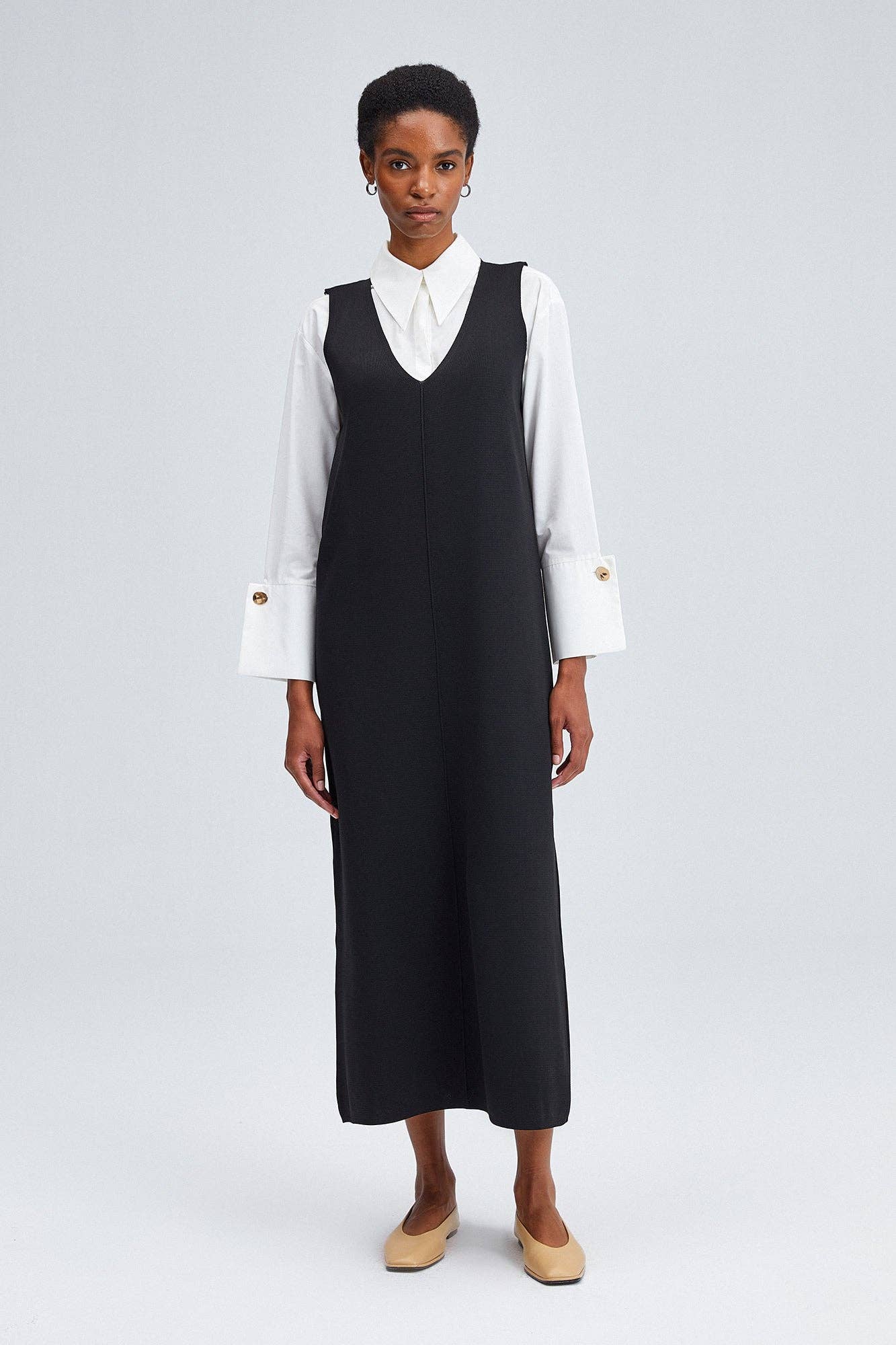 Gilet a maglia lungo nero con scollo a V