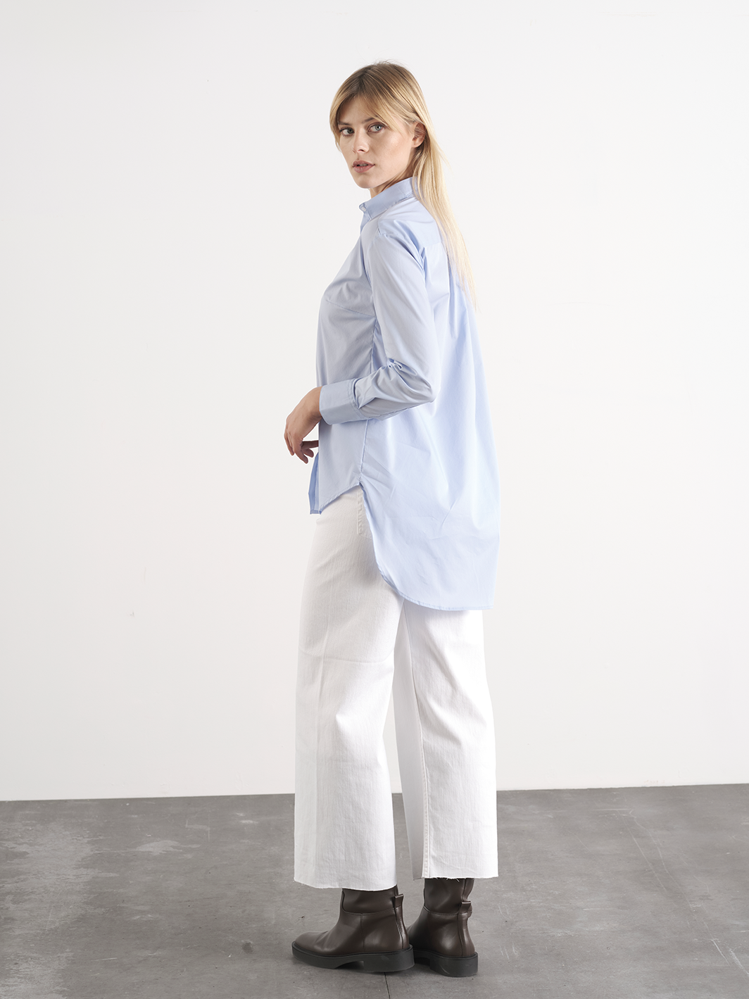 Camicia lunga in cotone elasticizzato