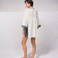 Vestito tunica corto in cotone con ricami a contrasto