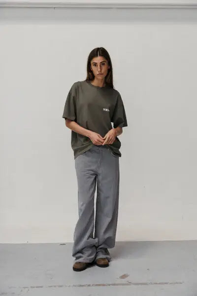 T-shirt corta oversize oliva in cotone organico