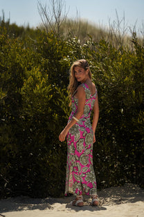 Abito lungo a scollo a V con spacco e cut-out