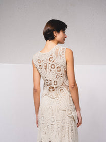 Top asimmetrico crochet in cotone