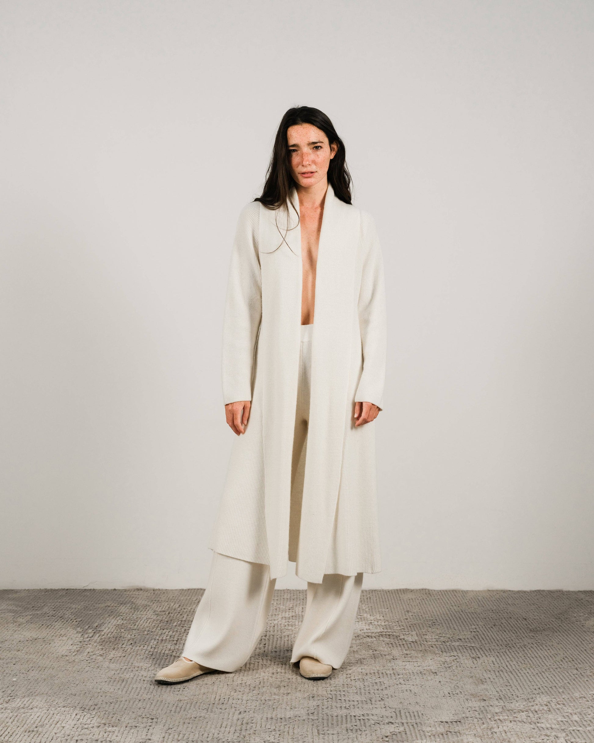 Maxi cardigan in misto cashmere con collo a scialle