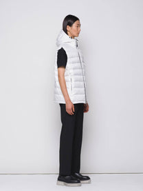 Gilet imbottito con cappuccio e zip