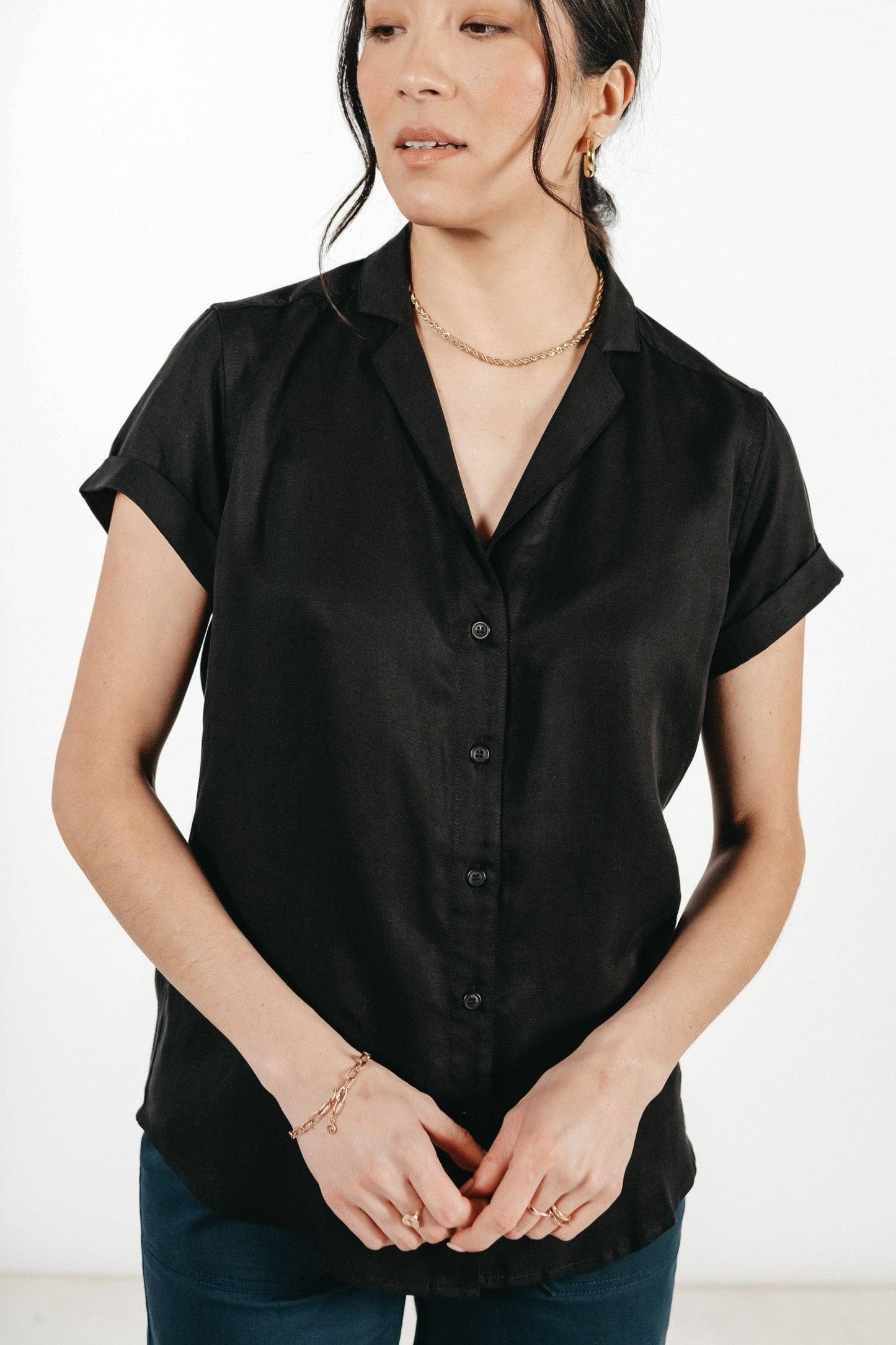 Camicia Innes nera a maniche corte