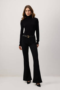 Pantaloni flare in denim elasticizzato nero