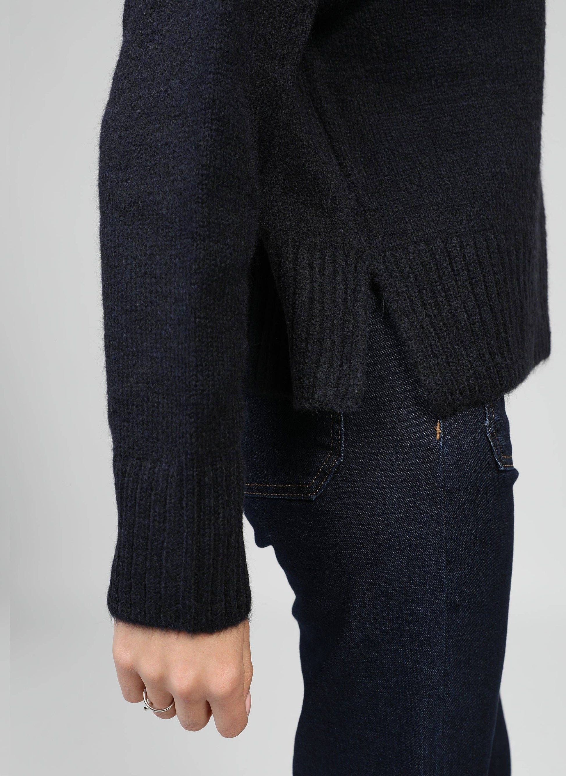 Maglione Lorana blu navy da donna