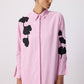 Abito camicia maxi a righe rosa con ricamo floreale