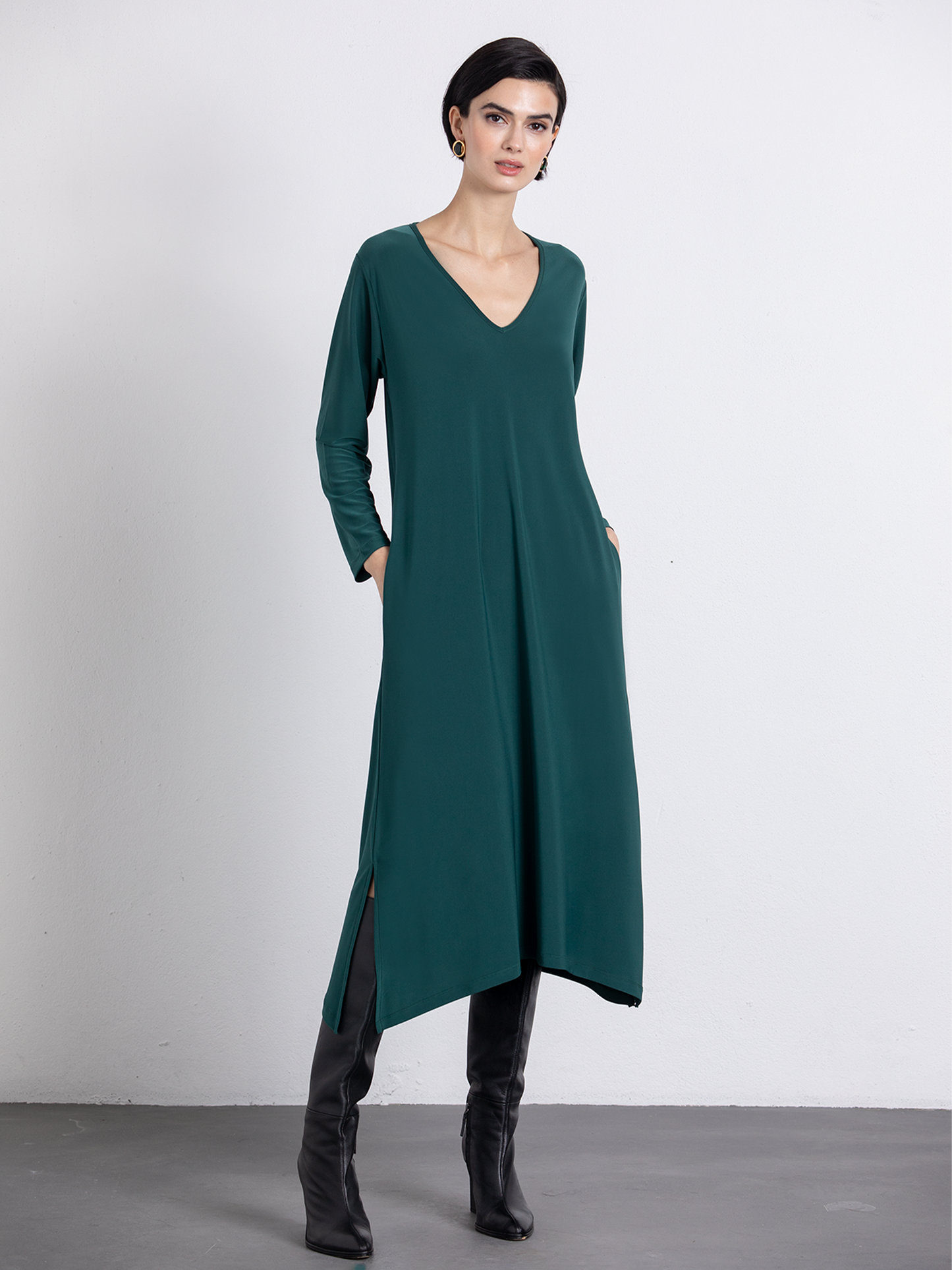 Abito midi Malha con scollo a V