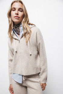 Giacca in maglia con cappuccio e zip