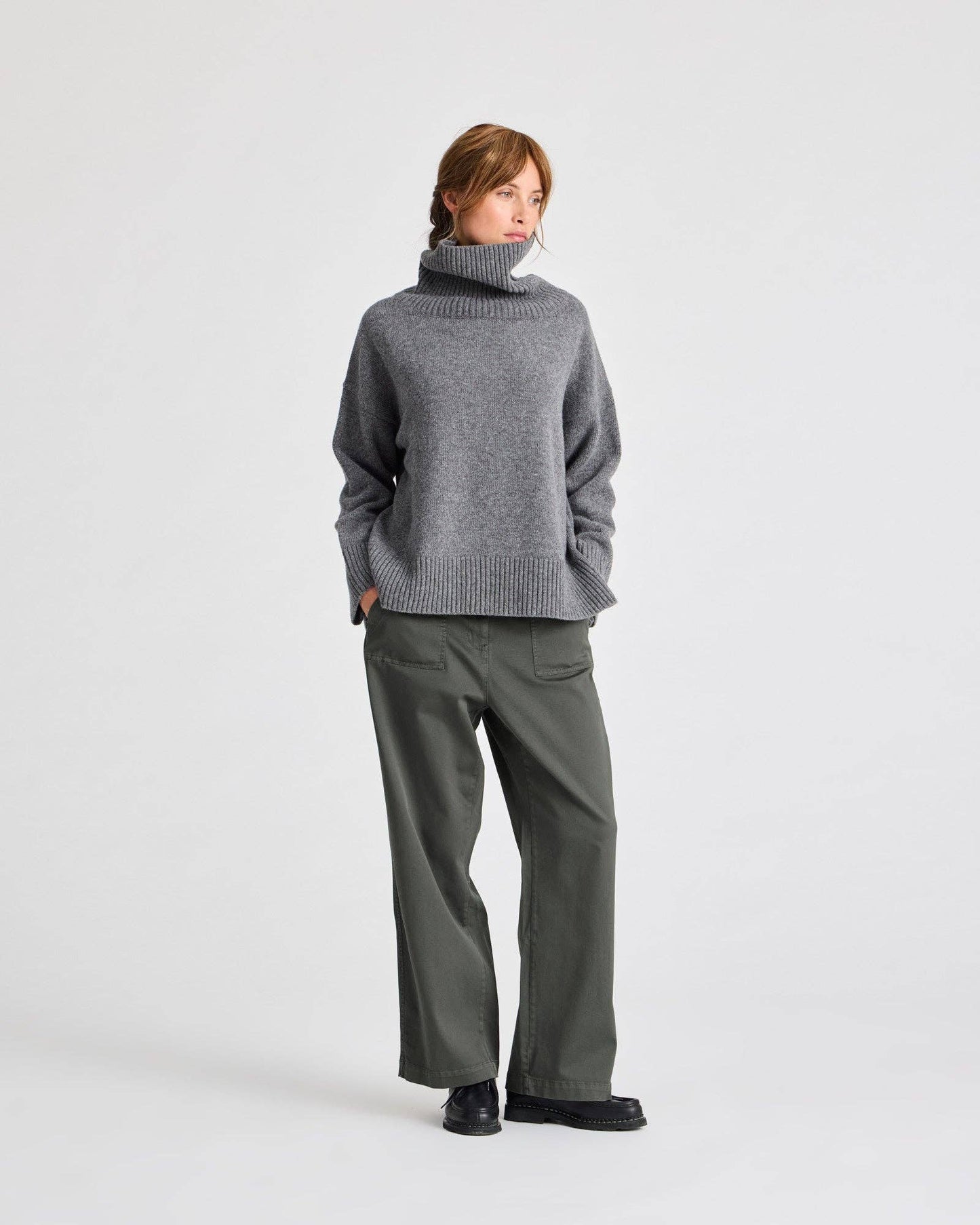 Maglione dolcevita in lana d’agnello grigio melangé
