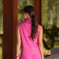 Gilet sartoriale fucsia con bottoni