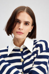 Cardigan lungo a righe con bottoni dorati