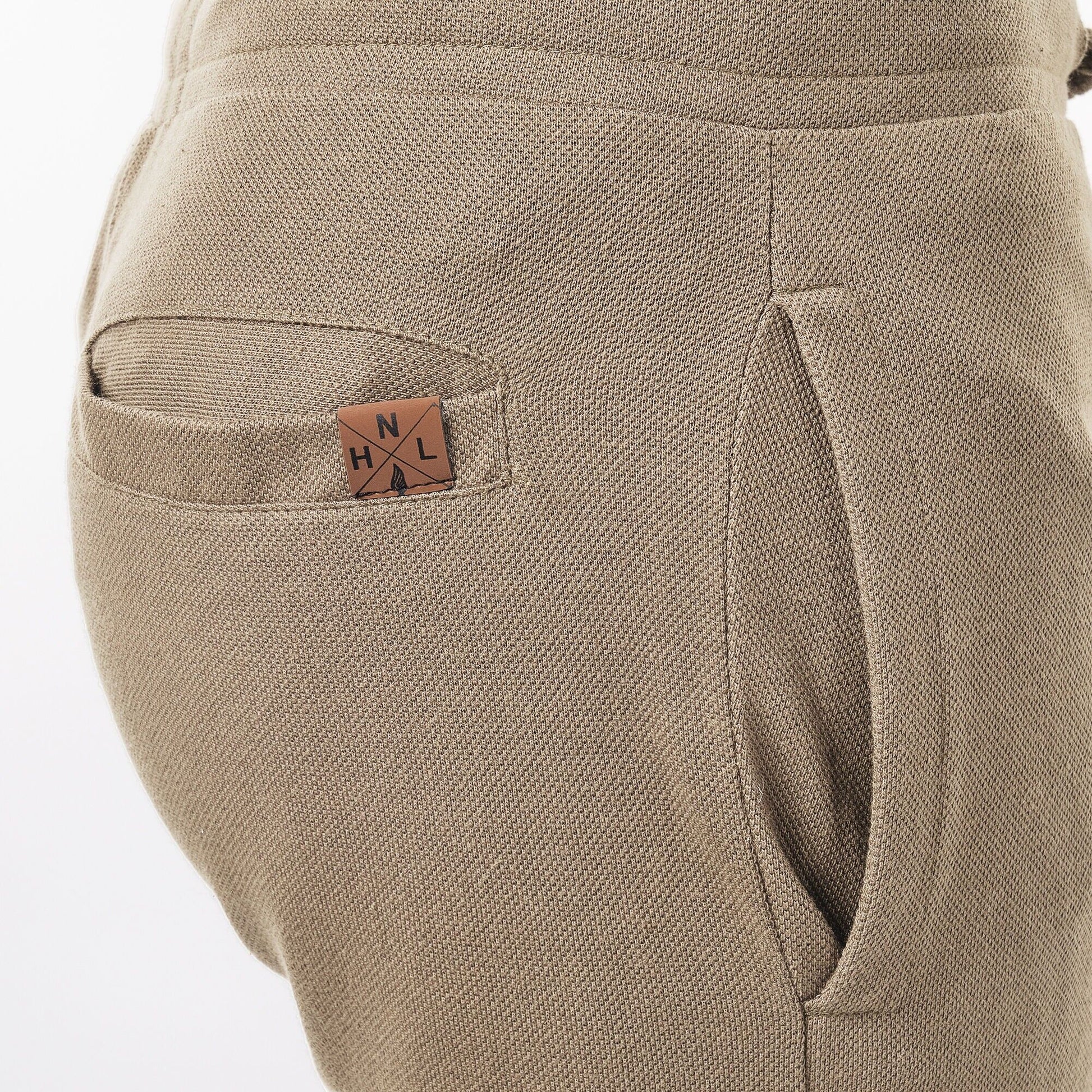 Bermuda cargo in piqué taupe da uomo