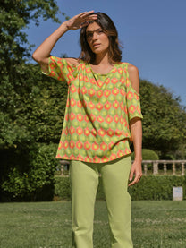Blusa geometrica cut-out in viscosa