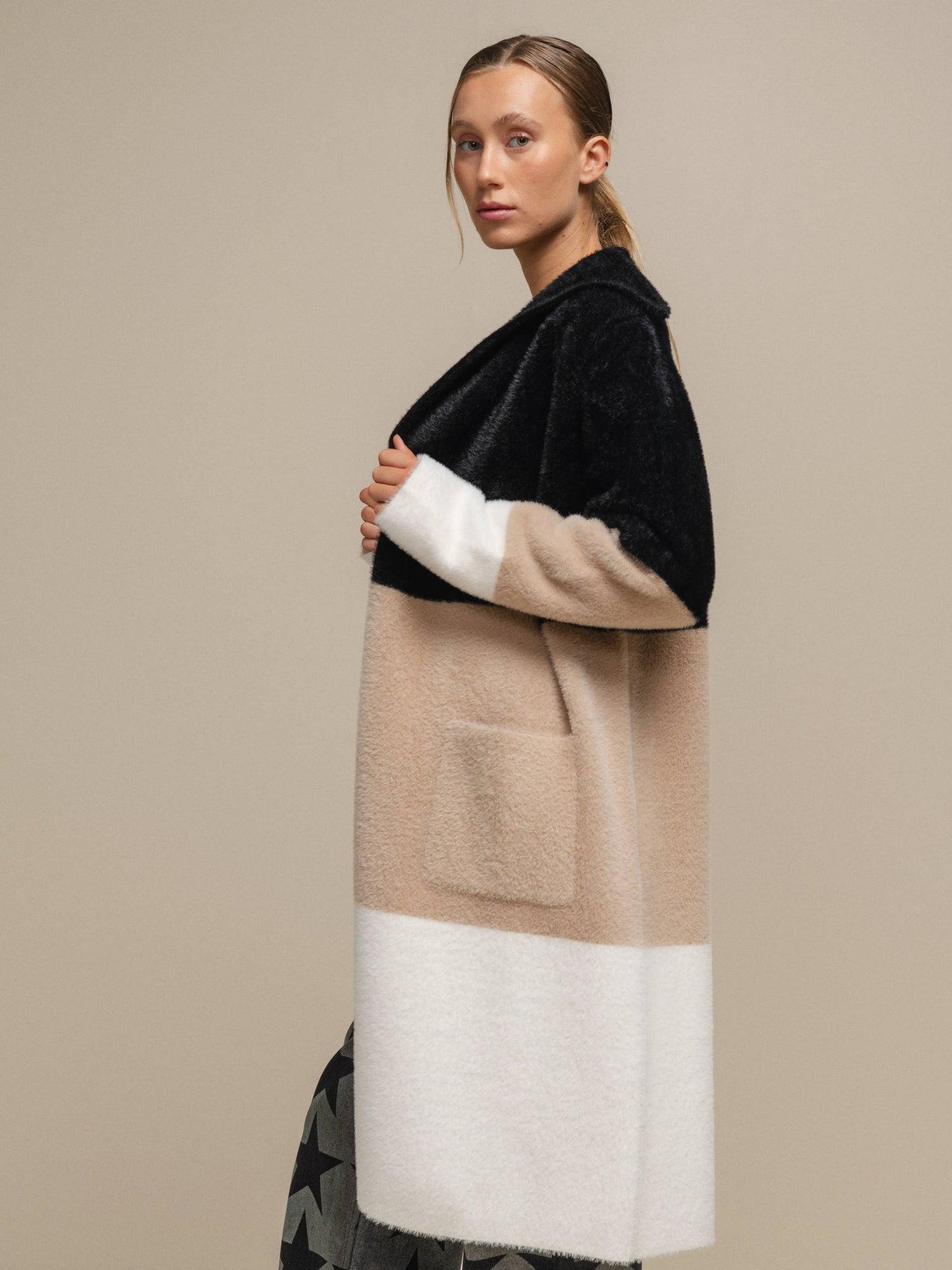 Cappotto cardigan in maglia color block da donna